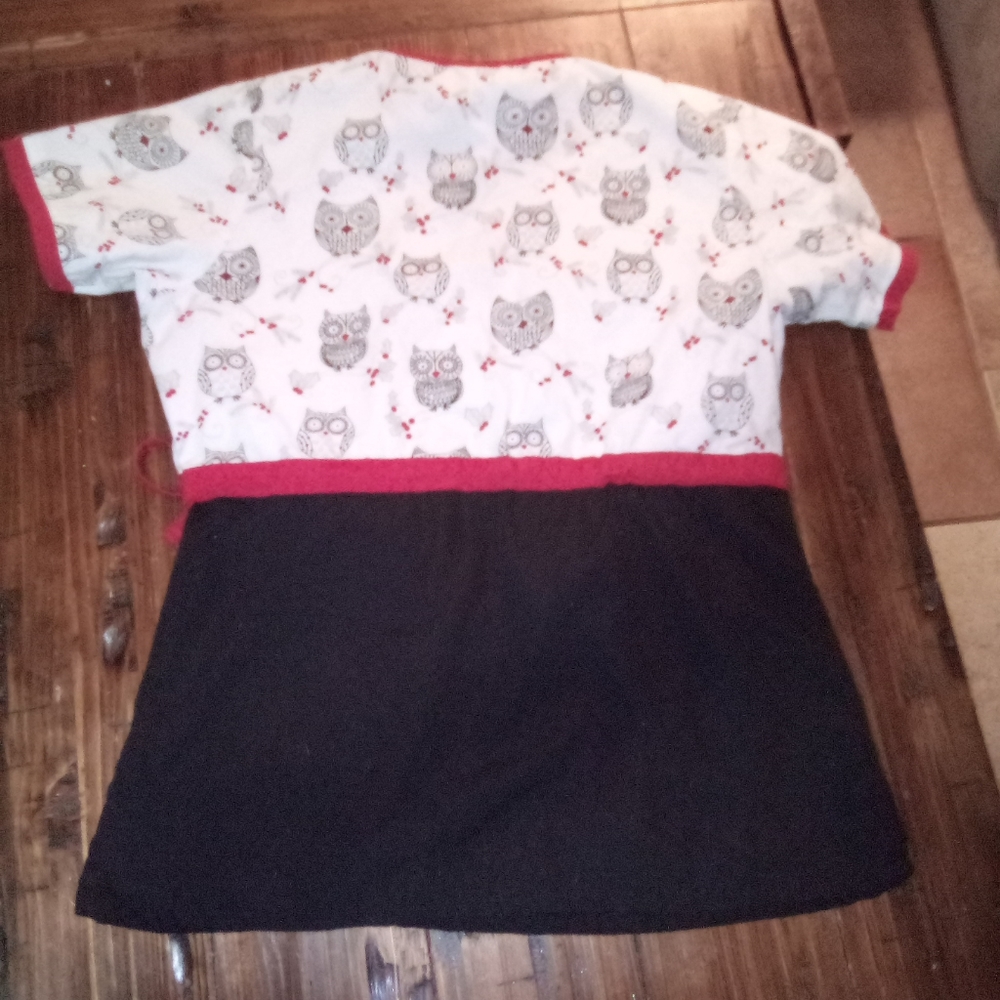 Scrub top - Picture 2 of 2